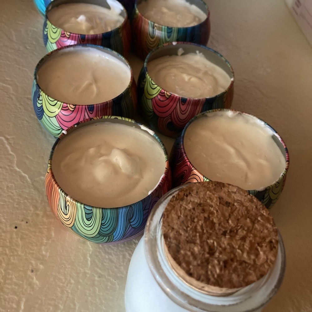Natural whipped butter lotion scented cotton crisp